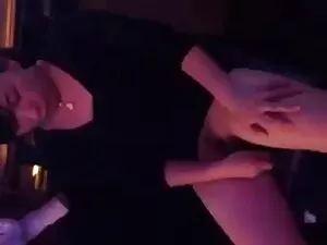 美丽的玛雅轰炸机 密封包性别的视频
