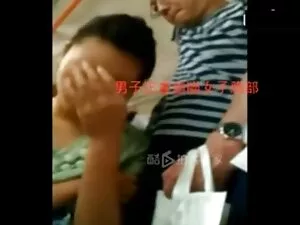 粗鲁的游戏 短色情影片