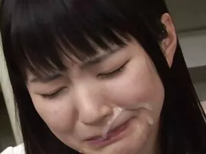年轻男子与大山雀。 泰卢固语高清性别的视 ...