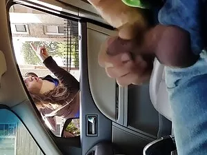 两个黑人女孩真的想拥有它。 最好的性爱视 ...